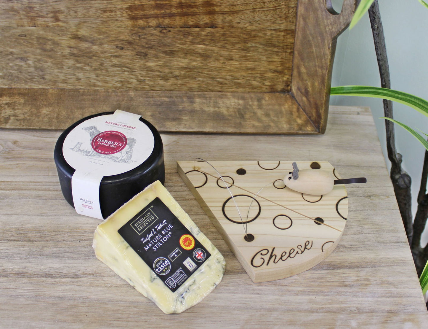 Handcrafted Cheese Board With Wire And Mouse